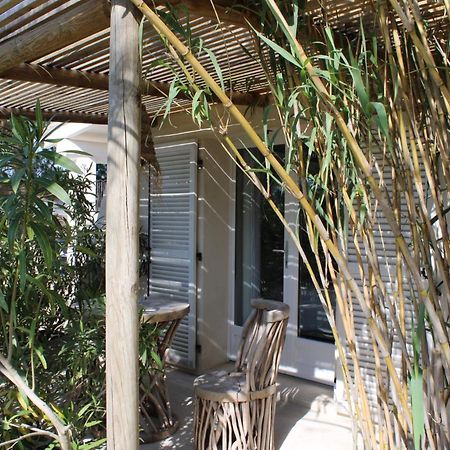 Mas Des Cabidoules Bed & Breakfast Сен Мари де ла Мер Екстериор снимка