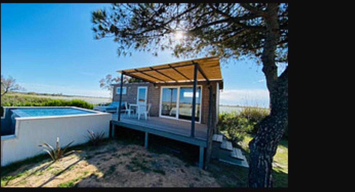 Mas Des Cabidoules Bed & Breakfast Сен Мари де ла Мер Екстериор снимка