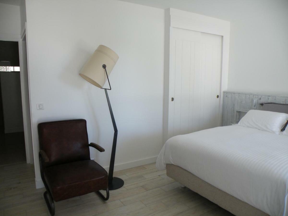 Mas Des Cabidoules Bed & Breakfast Сен Мари де ла Мер Екстериор снимка