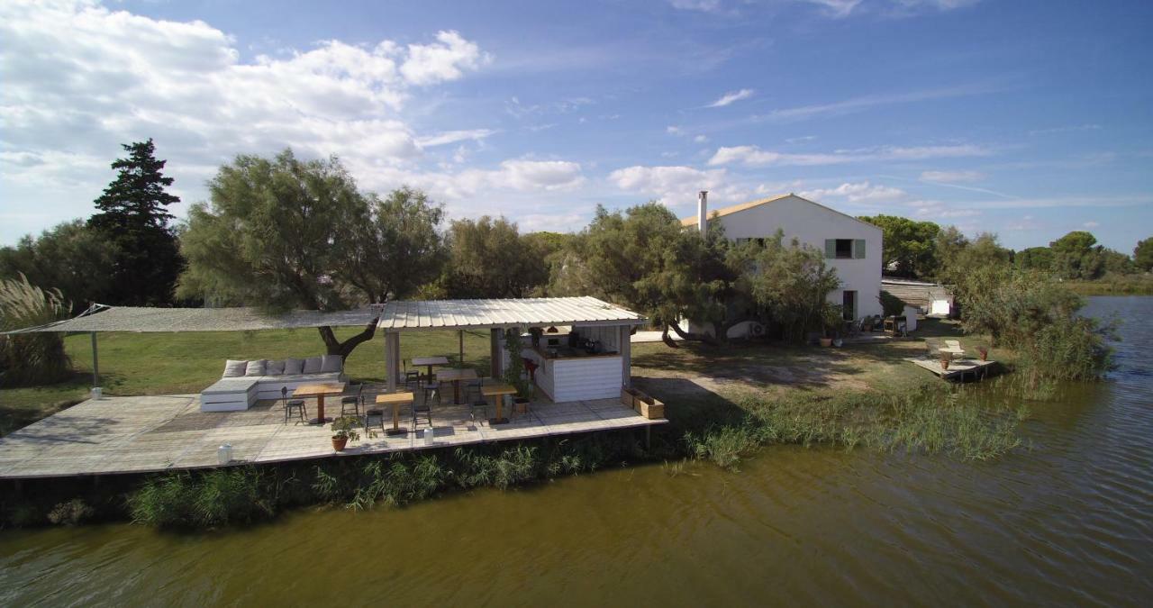 Mas Des Cabidoules Bed & Breakfast Сен Мари де ла Мер Екстериор снимка