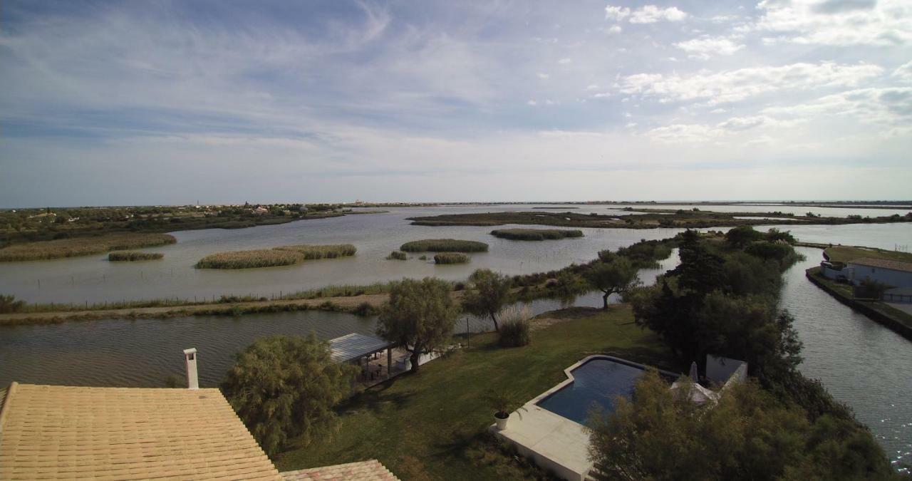 Mas Des Cabidoules Bed & Breakfast Сен Мари де ла Мер Екстериор снимка